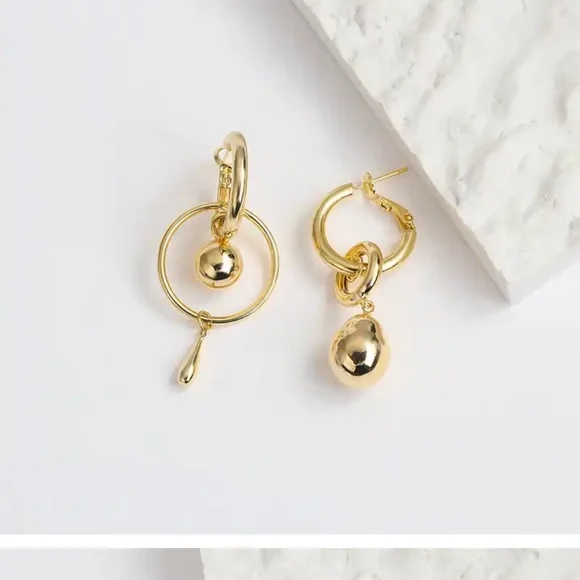 Gold Plated Mismatched Metal Ball Dangle Drop Earrings - Picture 7 of 10